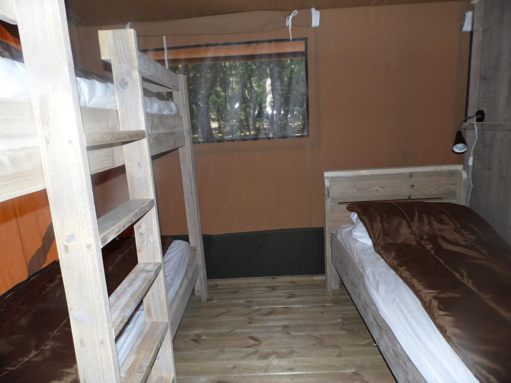 Camping Mille Étoiles Labastide-de-Virac Chambre photo